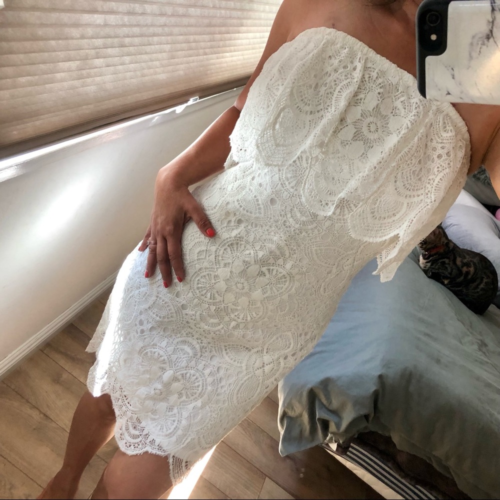 BB Dakota Revolve strapless white lace dress
